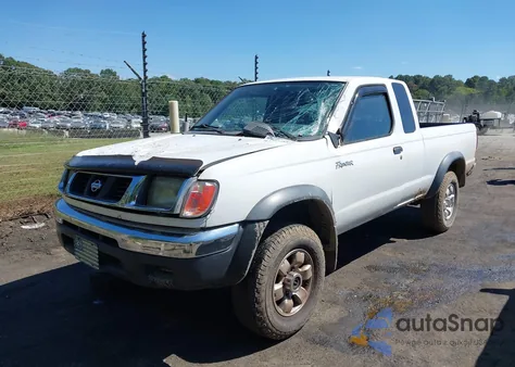 1998 Nissan Frontier Se/Xe из США, поврежденный, VIN 1N6DD26YXWC329615